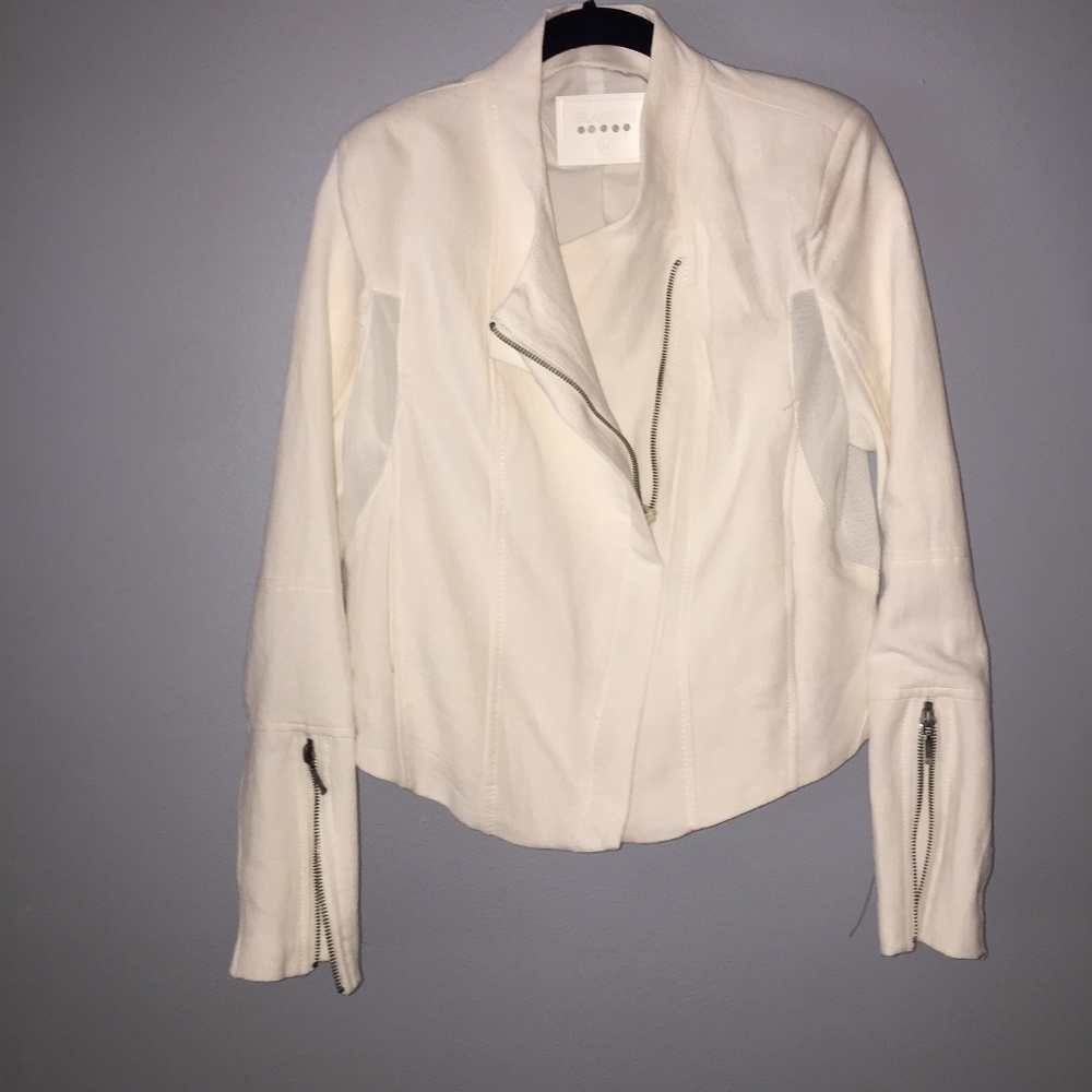 Blank NYC Short off White Jacket
